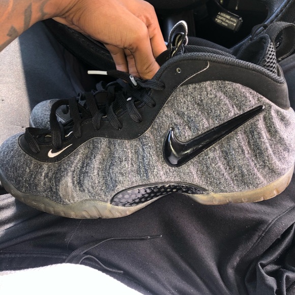 Nike Air Foamposite Pro Tech Fleece - Picture 5 of 6